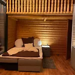 1000qm, Westerwaelder Landhaustraum شقة
