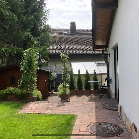 1000qm, Westerwaelder Landhaustraum شقة